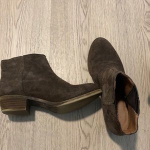 Lucky Brand Brown Suede Bootie Womens 6